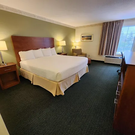 Baymont By Wyndham Mackinaw City Exterior photo