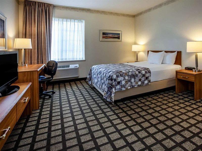 Hotel Baymont By Wyndham Mackinaw Mackinaw City