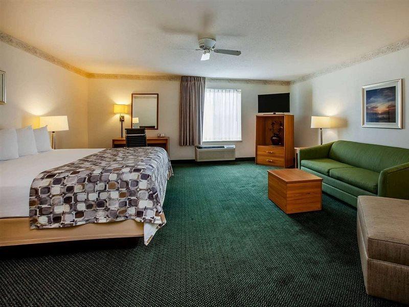 Baymont By Wyndham Mackinaw Mackinaw City