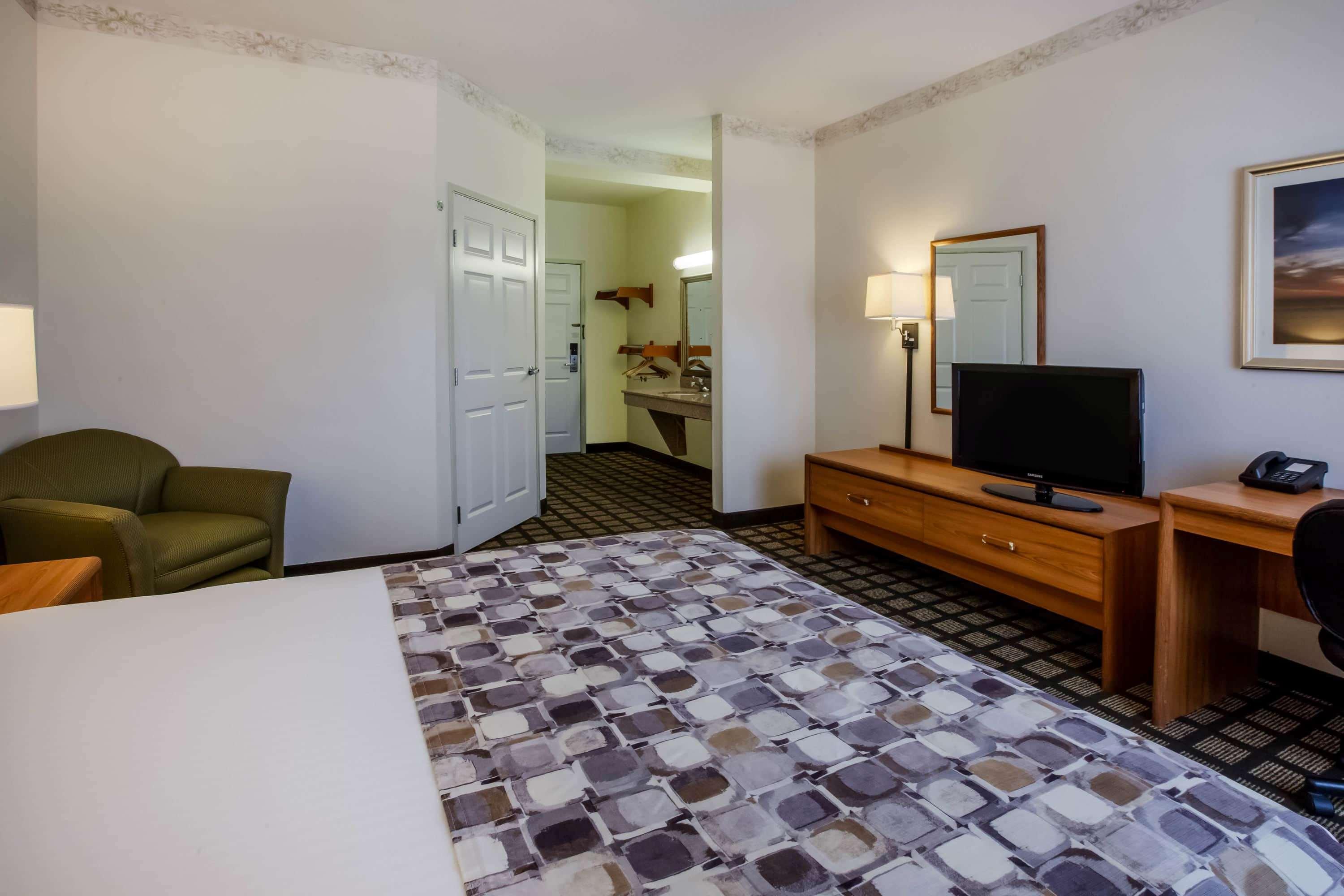 Hotel Baymont By Wyndham Mackinaw 3*