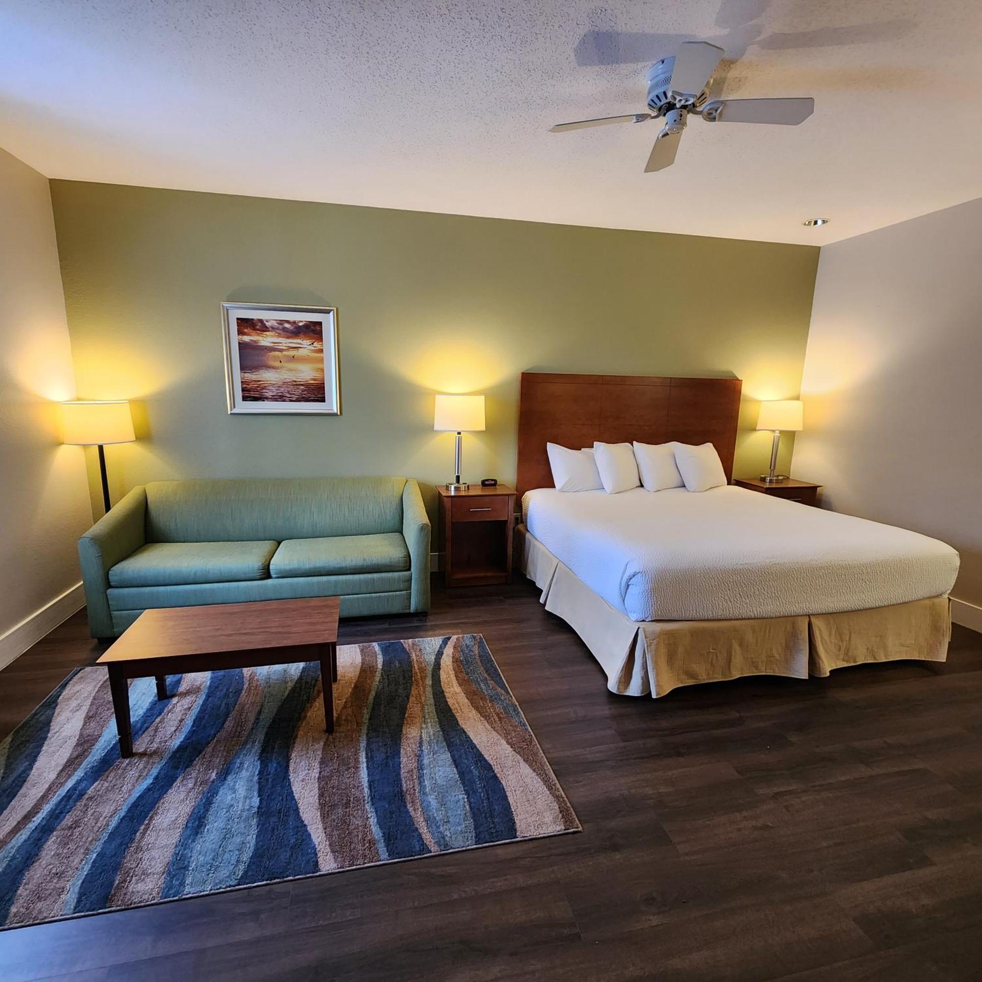 Baymont By Wyndham Mackinaw Hotel Mackinaw City