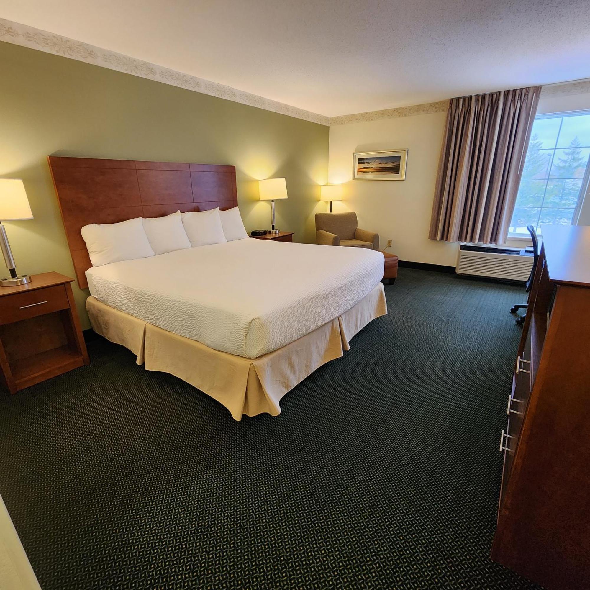 Baymont By Wyndham Mackinaw 3*