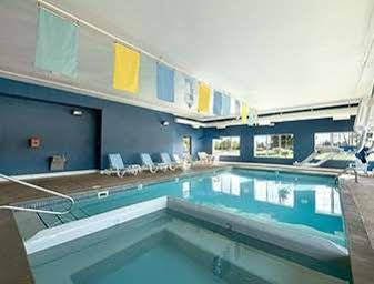 Hotel Baymont By Wyndham Mackinaw Mackinaw City
